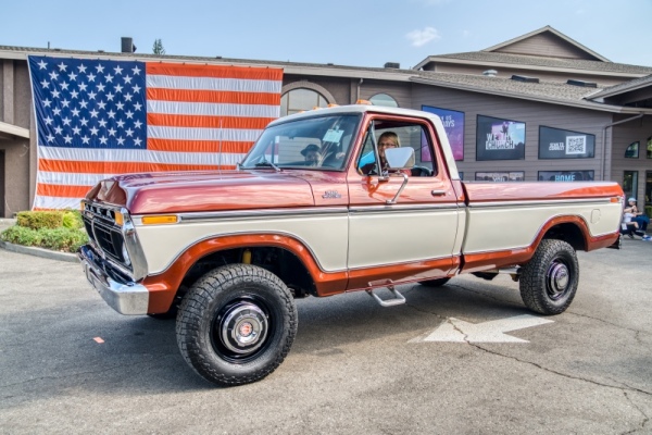 CLC_CruisinSunday2025_parade-055