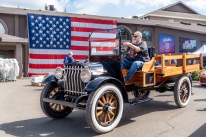 CLC_Cruisin_2026_Parade-001